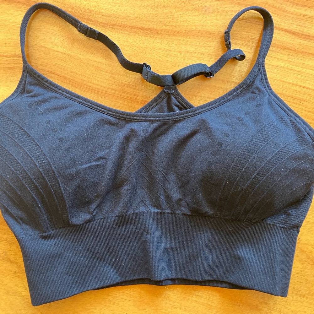 Black Sports Bra